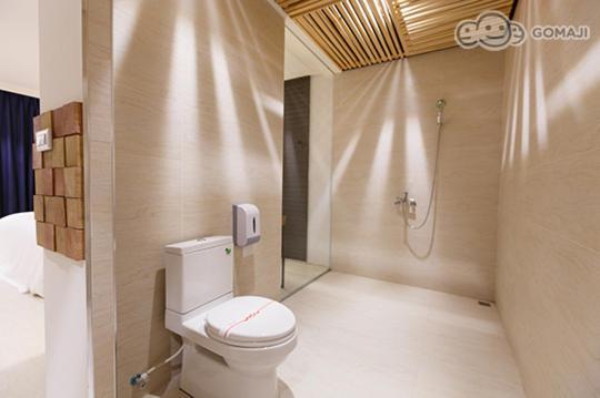 Pingtung Roppongi Motel מראה חיצוני תמונה