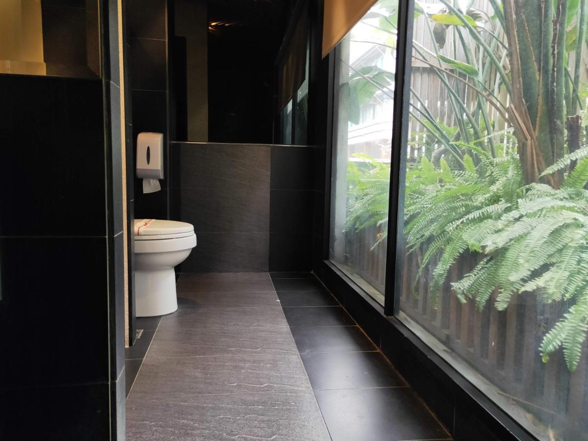 Pingtung Roppongi Motel מראה חיצוני תמונה