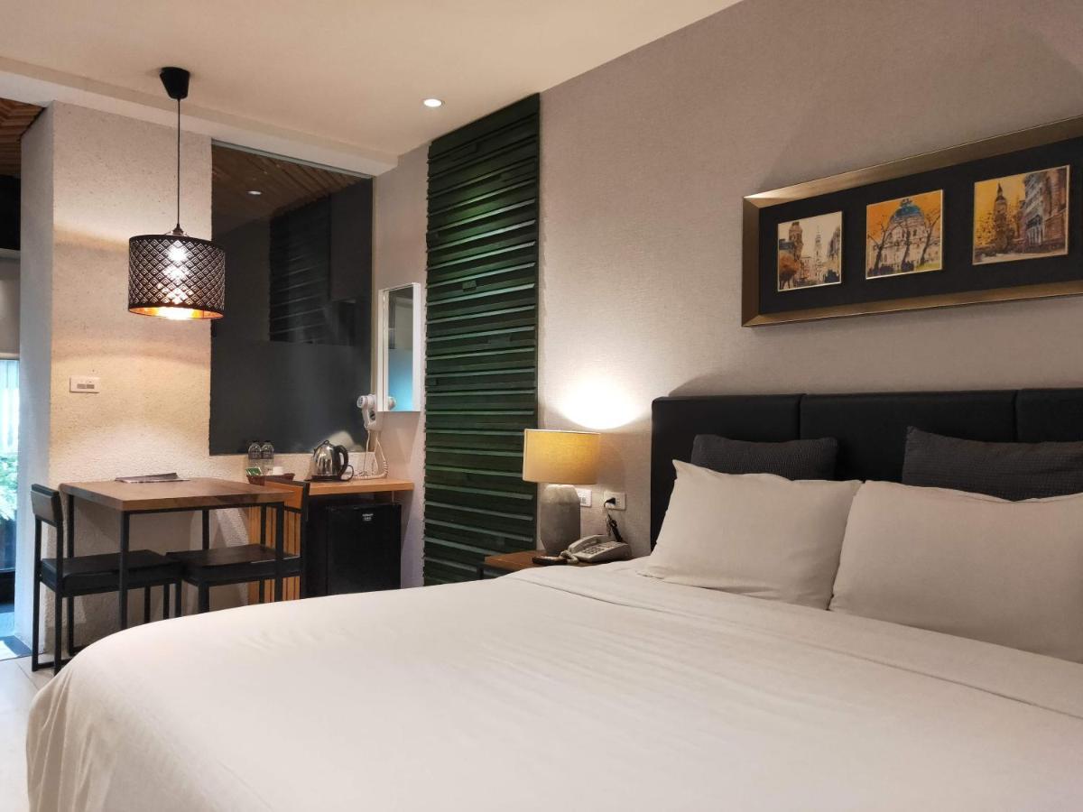 Pingtung Roppongi Motel מראה חיצוני תמונה