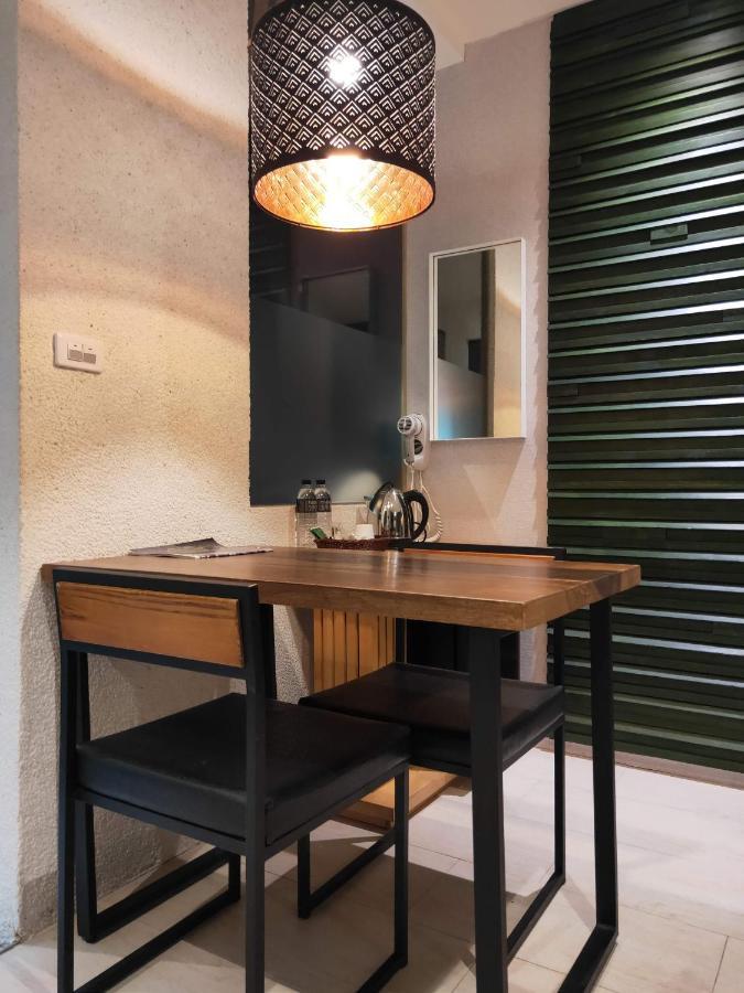 Pingtung Roppongi Motel מראה חיצוני תמונה